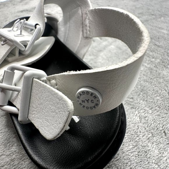 White‎ Sandals Madden NYC Size 3 NWOT - Picture 7 of 12